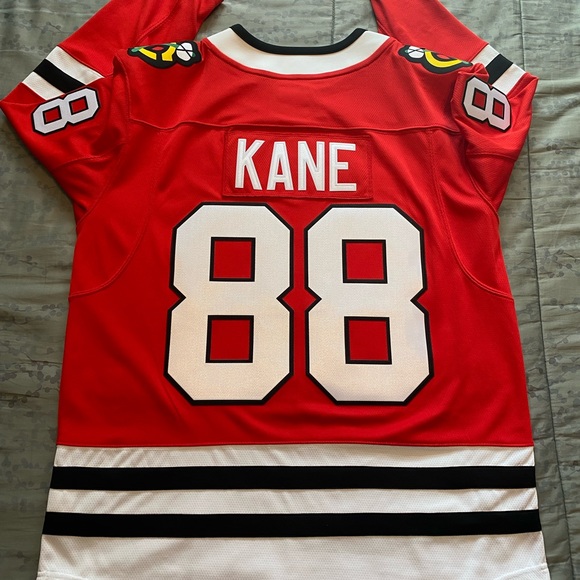 Chicago Blackhawks Fanatics Patrick Kane Jersey - Picture 4 of 7